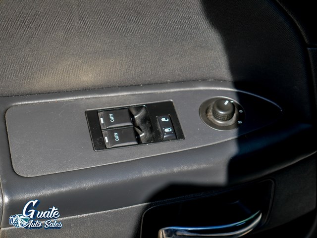 Dodge Challenger photo 8