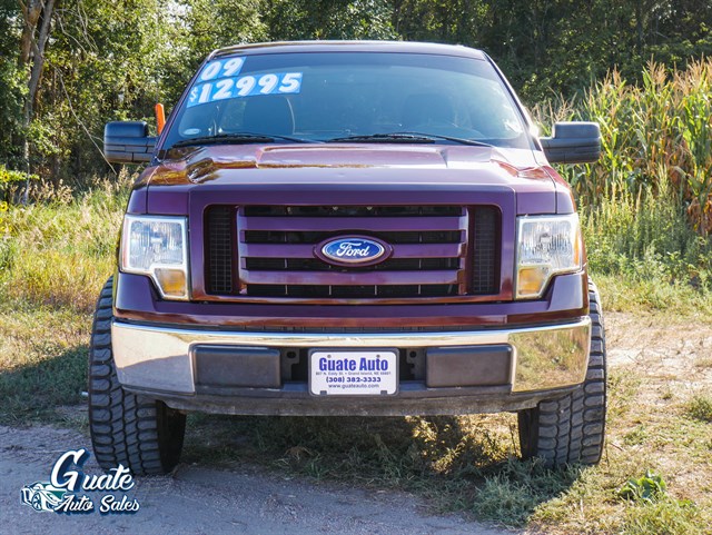 Ford F-150 photo 2