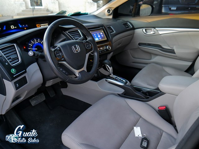 Honda Civic photo 8