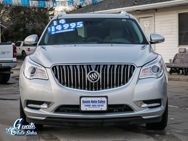 Buick Enclave photo 2