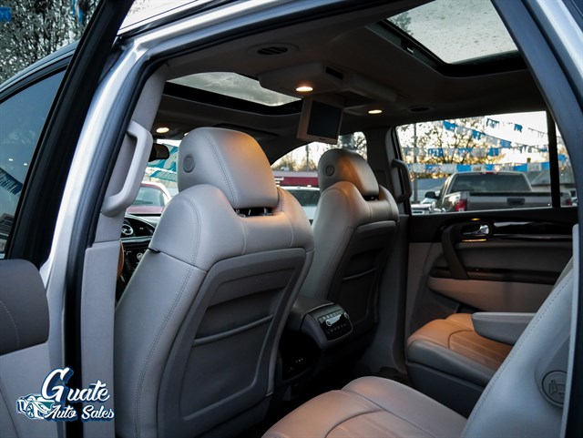 Buick Enclave photo 12