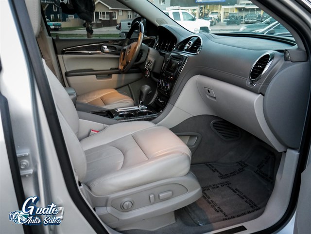 Buick Enclave photo 22
