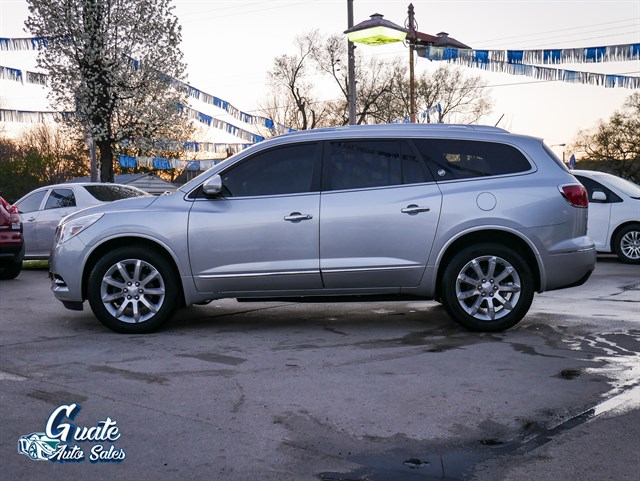 Buick Enclave photo 14