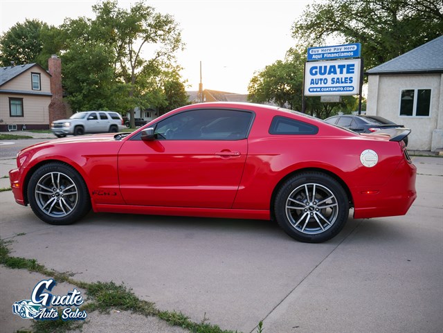 Ford Mustang photo 9