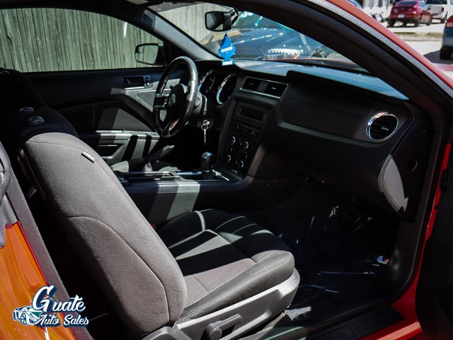 Ford Mustang photo 8