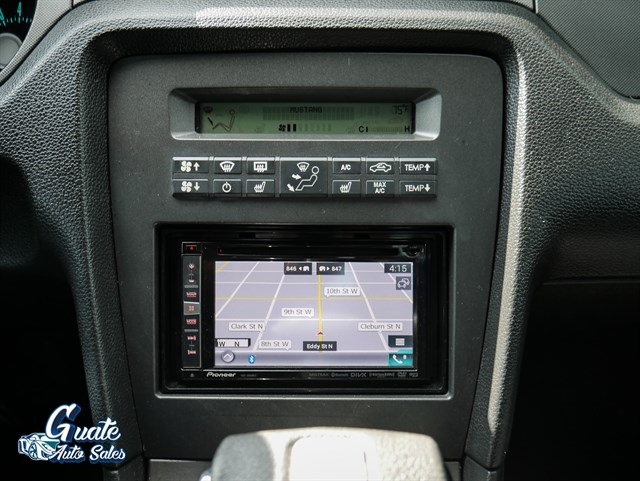 Ford Mustang photo 6