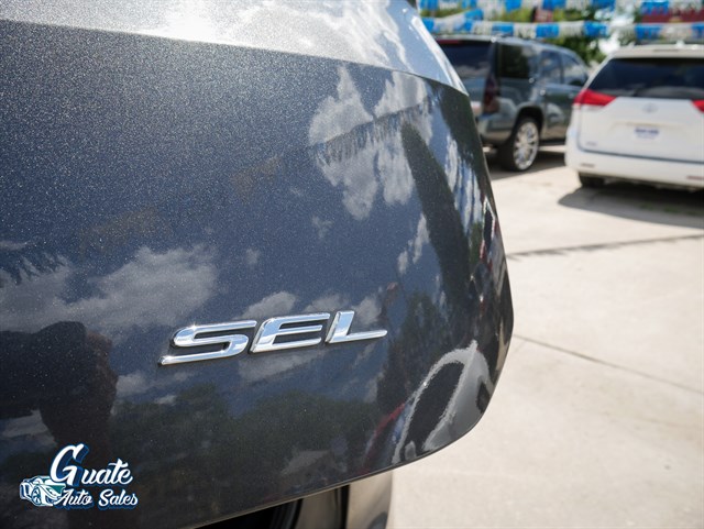 Ford Edge photo 16