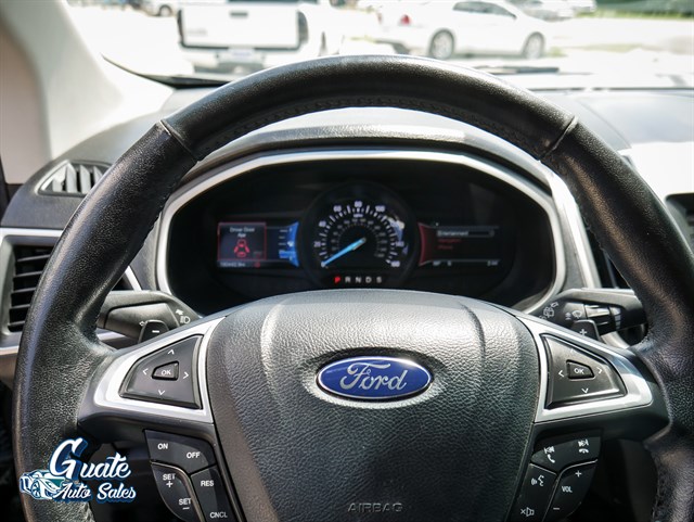 Ford Edge photo 6