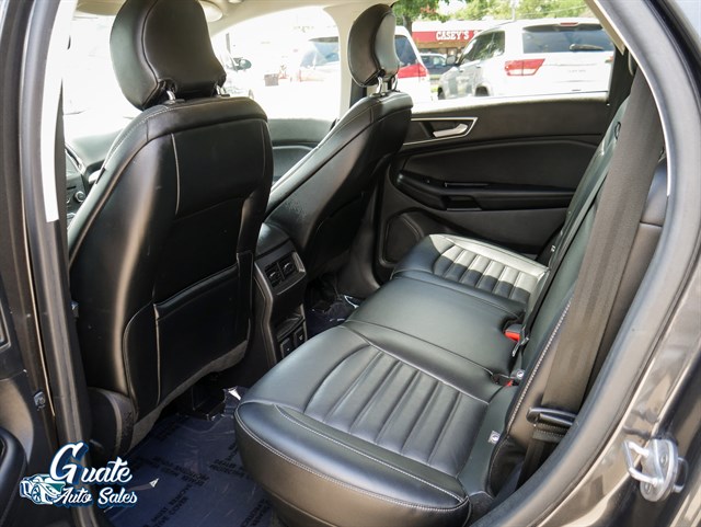 Ford Edge photo 11