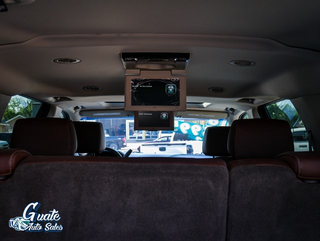 Chevrolet Suburban photo 28