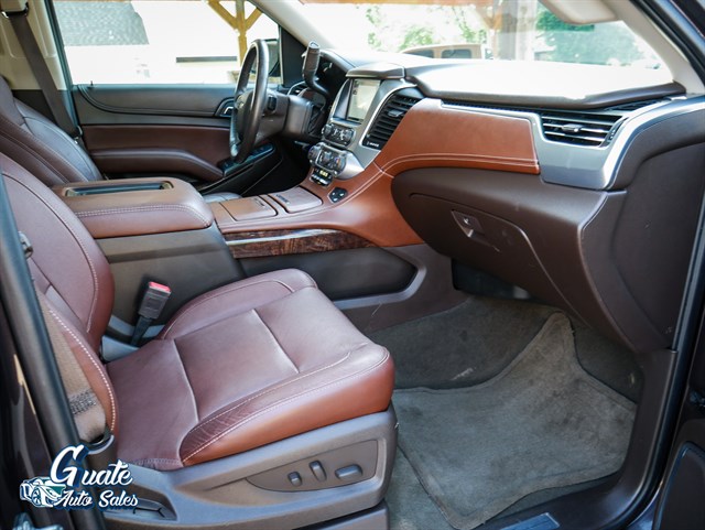 Chevrolet Suburban photo 32