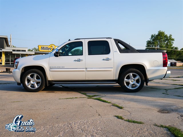 Chevrolet Avalanche photo 12