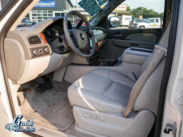 Chevrolet Avalanche photo 7