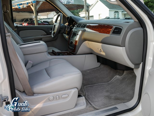 Chevrolet Avalanche photo 20