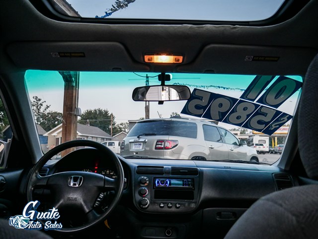 Honda Civic photo 4