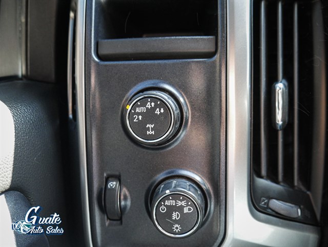Chevrolet Silverado photo 5