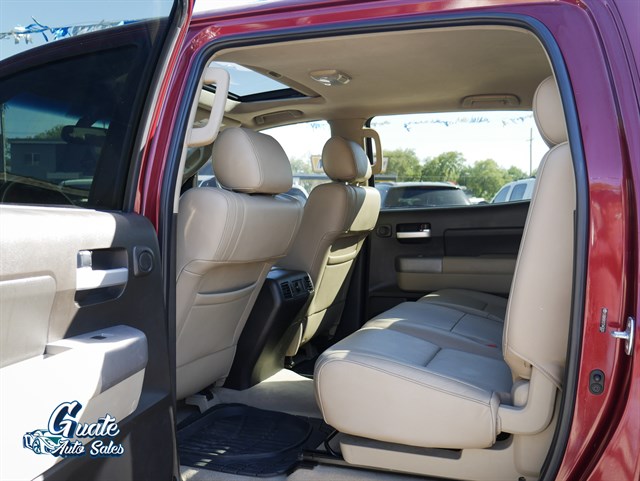 Toyota Tundra photo 8