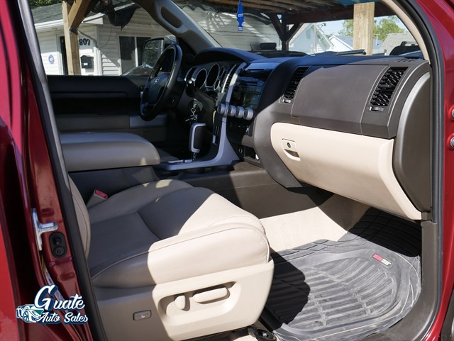 Toyota Tundra photo 17