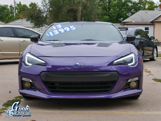 Subaru BRZ photo 2