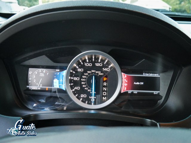 Ford Explorer photo 5
