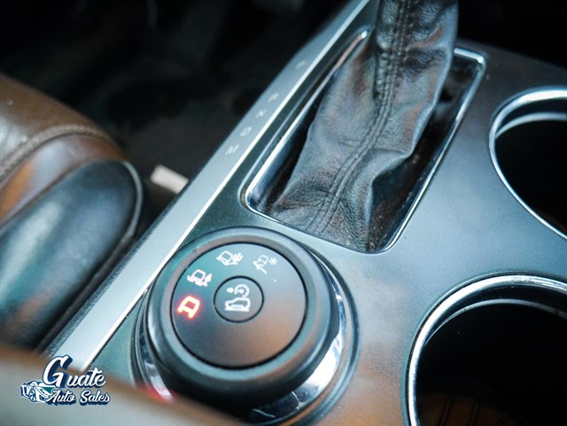 Ford Explorer photo 7