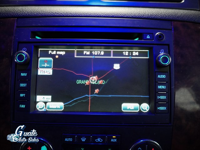 Chevrolet Tahoe photo 8