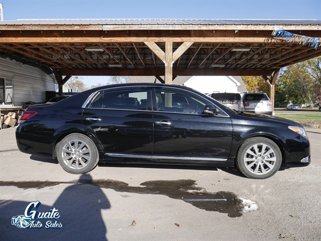 Toyota Avalon photo 11