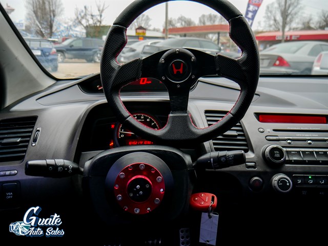 Honda Civic photo 10