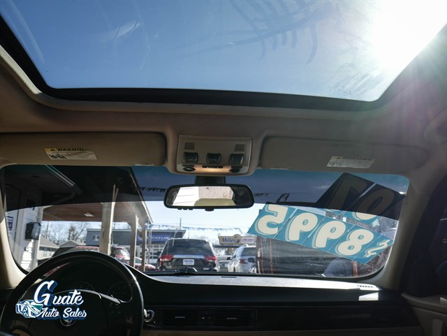 BMW 3 Series photo 5