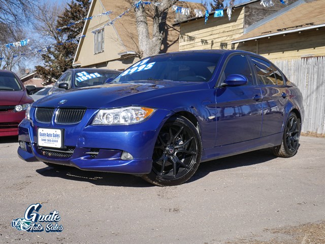 BMW 3 Series photo 3