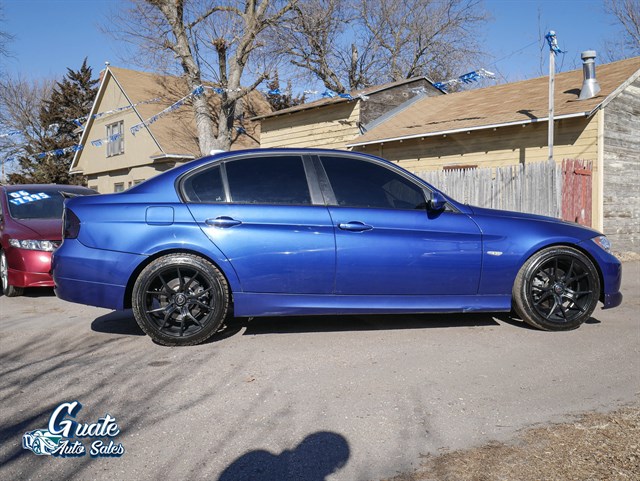 BMW 3 Series photo 15