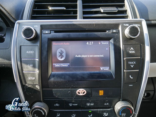 Toyota Camry photo 6