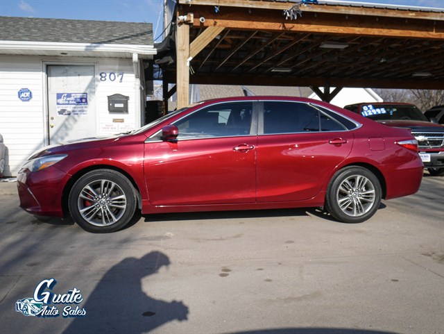 Toyota Camry photo 9