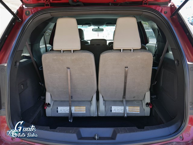 Ford Explorer photo 14