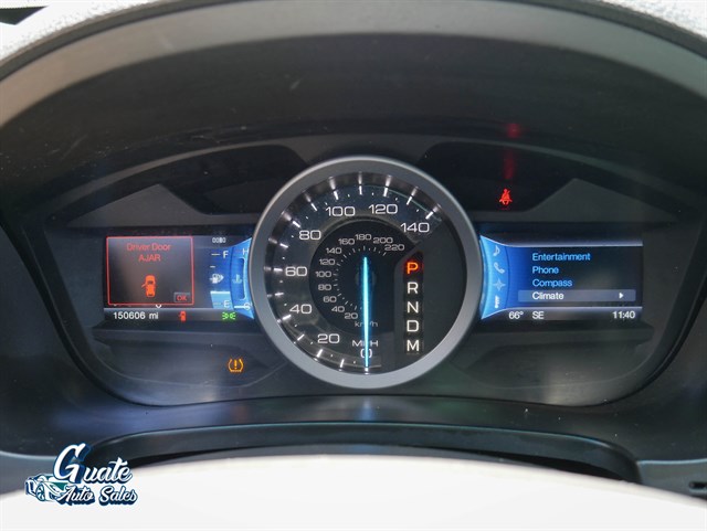 Ford Explorer photo 6