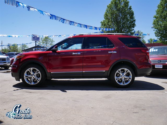Ford Explorer photo 9