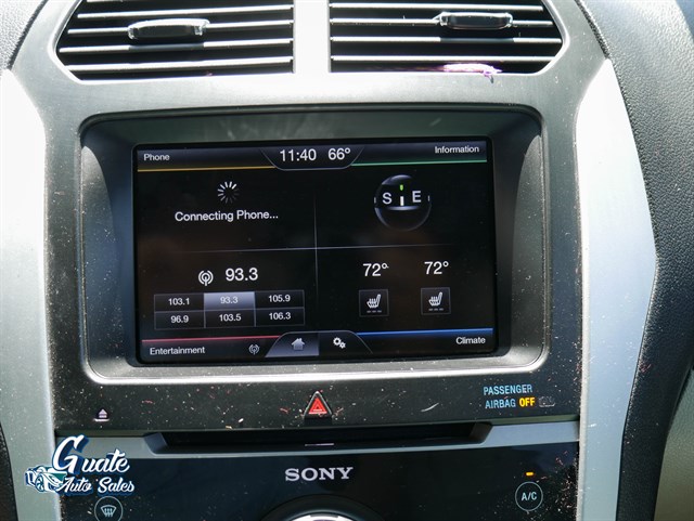 Ford Explorer photo 7