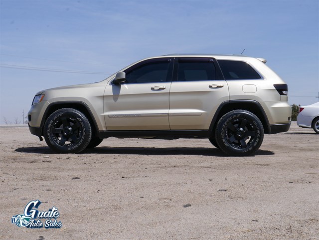 Jeep Grand Cherokee photo 9
