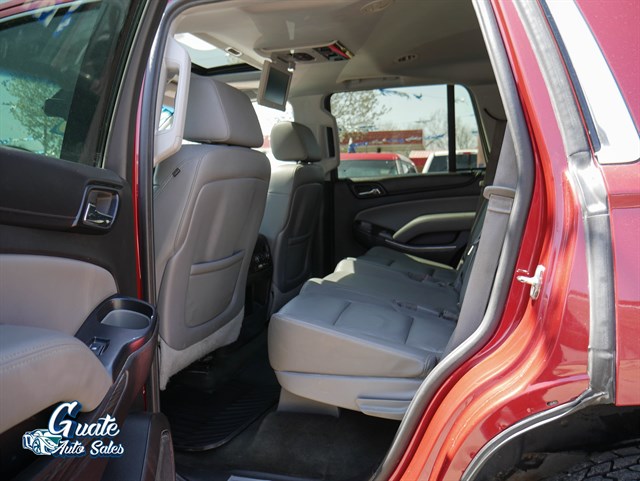 Chevrolet Tahoe photo 11