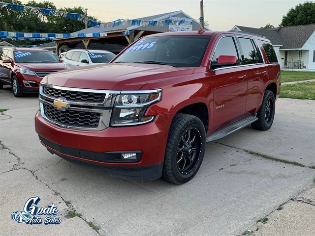 Chevrolet Tahoe photo 3