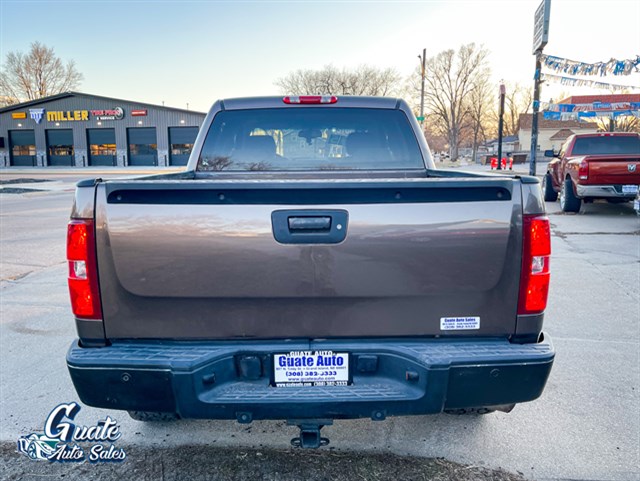 Chevrolet Silverado photo 9