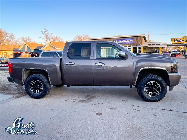 Chevrolet Silverado photo 11