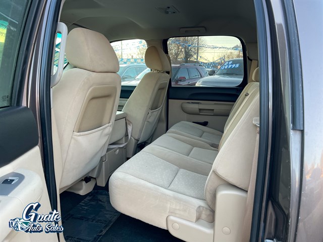 Chevrolet Silverado photo 5