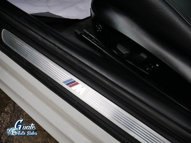 BMW 3 Series photo 8