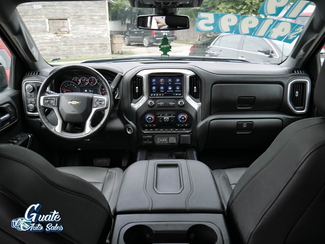 Chevrolet Silverado photo 4