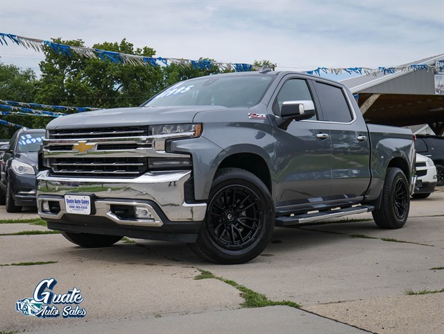 Chevrolet Silverado photo 3