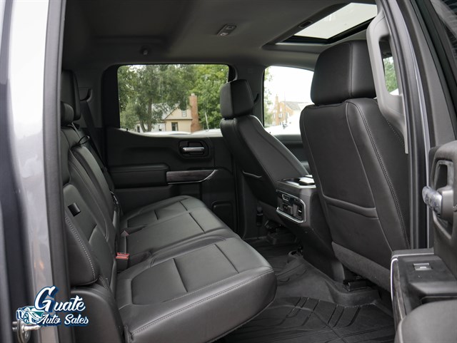Chevrolet Silverado photo 23