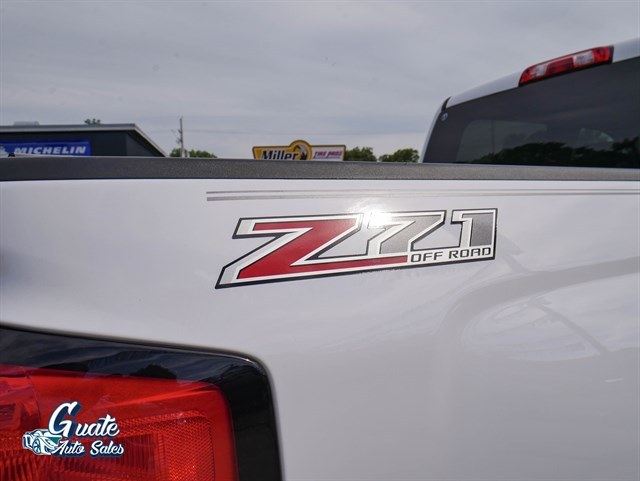 Chevrolet Silverado photo 13