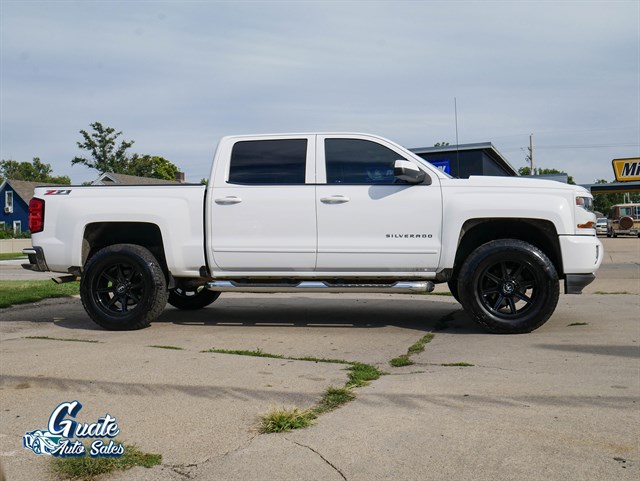 Chevrolet Silverado photo 14