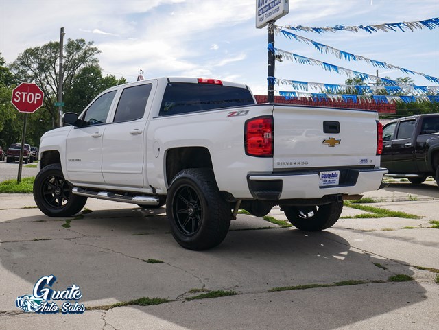 Chevrolet Silverado photo 11